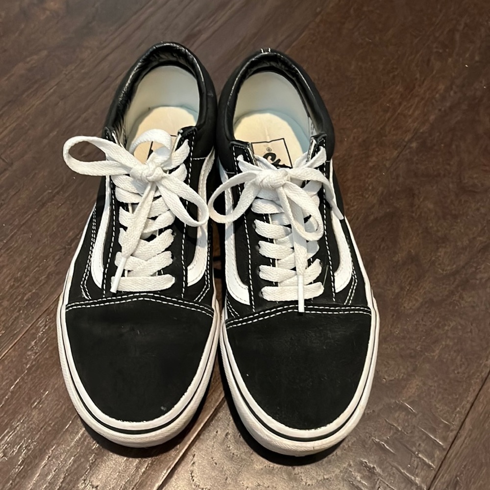 Classic platform Vans